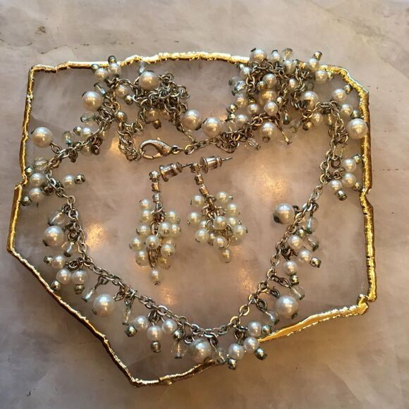 PEARL SPRAY Necklace & Earring Set! - Picture 1 of 9